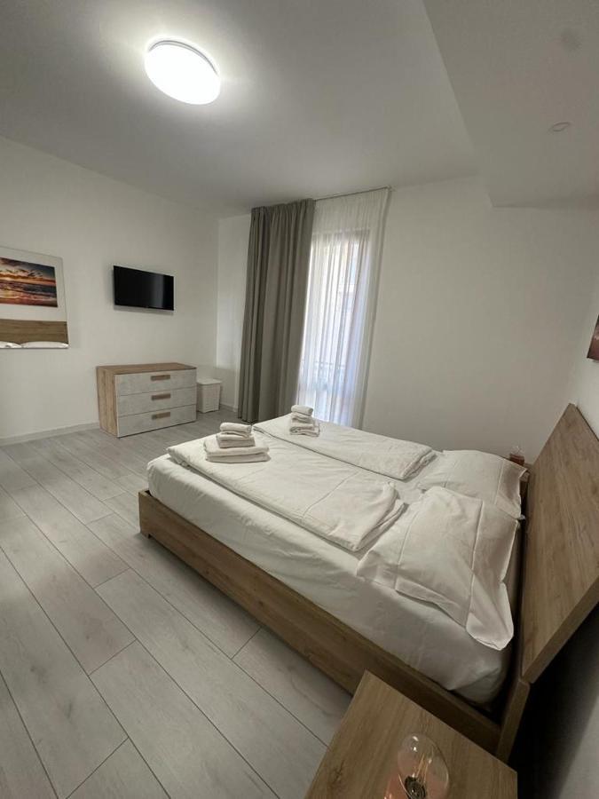 Cavour Apartment Center Bardolino Kültér fotó