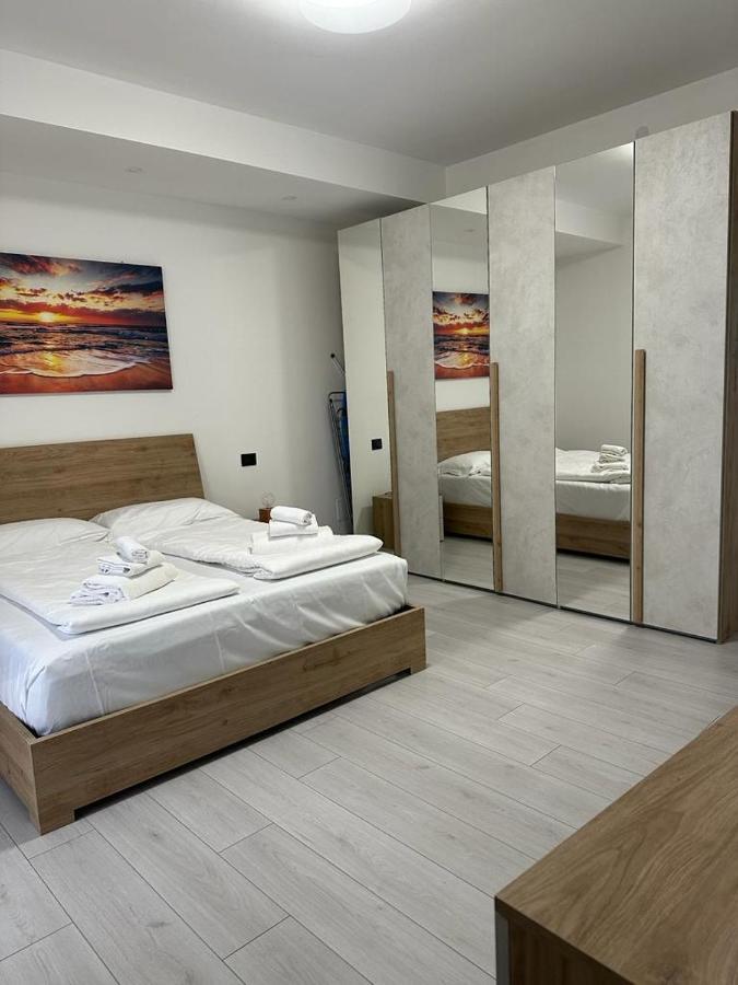 Cavour Apartment Center Bardolino Kültér fotó