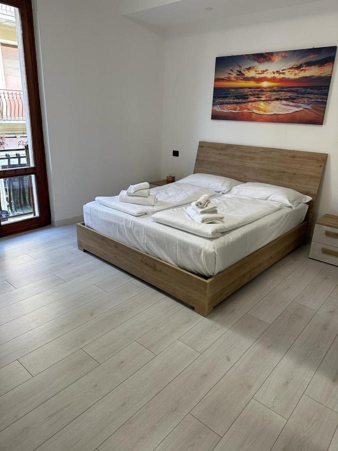 Cavour Apartment Center Bardolino Kültér fotó